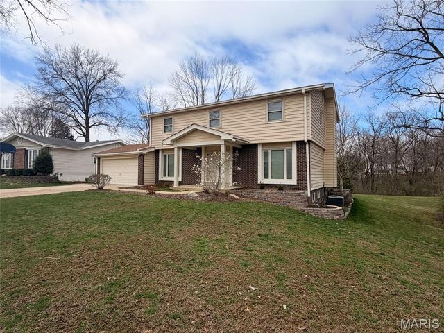 15423 Eaglepass Drive, St Louis, MO 63017