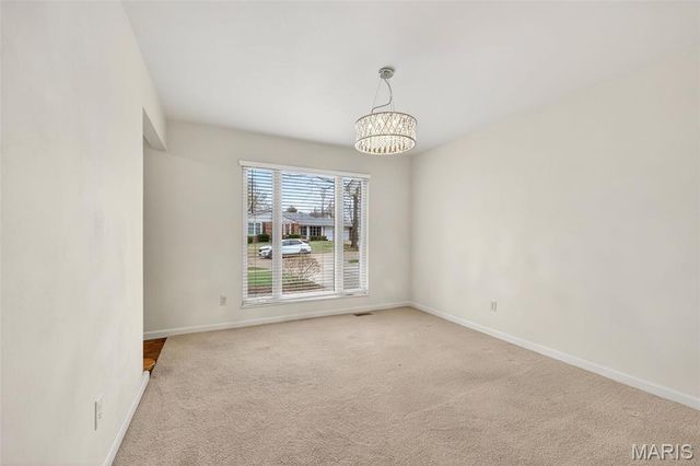 15423 Eaglepass Drive, St Louis, MO 63017