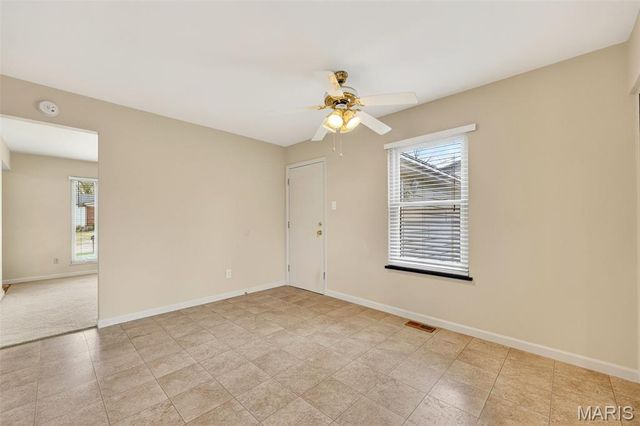 15423 Eaglepass Drive, St Louis, MO 63017