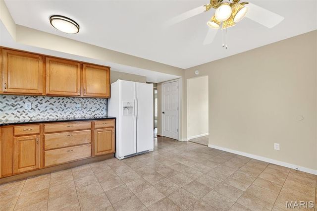 15423 Eaglepass Drive, St Louis, MO 63017