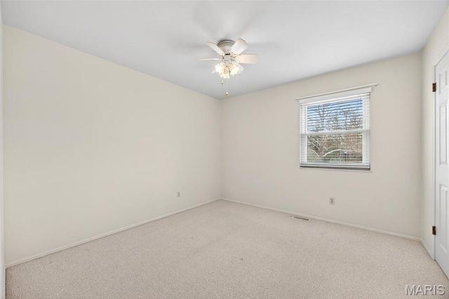 15423 Eaglepass Drive, St Louis, MO 63017