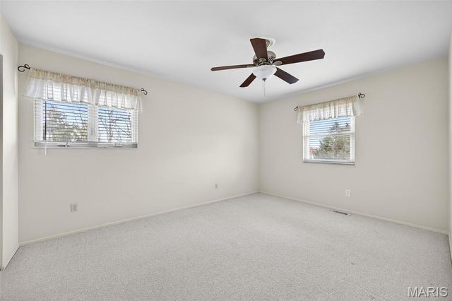 15423 Eaglepass Drive, St Louis, MO 63017