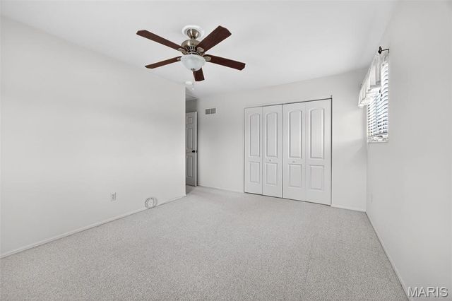 15423 Eaglepass Drive, St Louis, MO 63017