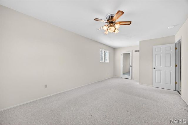 15423 Eaglepass Drive, St Louis, MO 63017