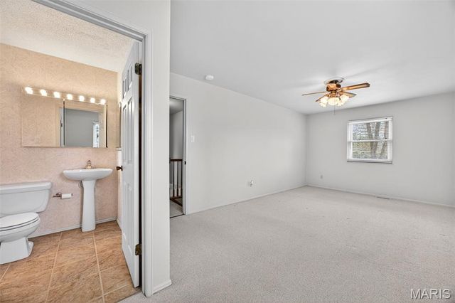 15423 Eaglepass Drive, St Louis, MO 63017