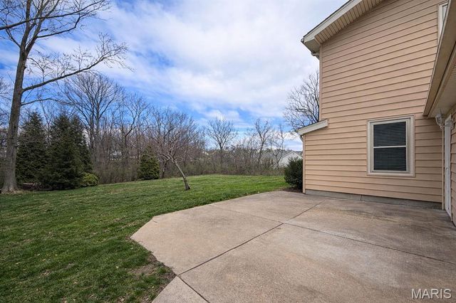 15423 Eaglepass Drive, St Louis, MO 63017