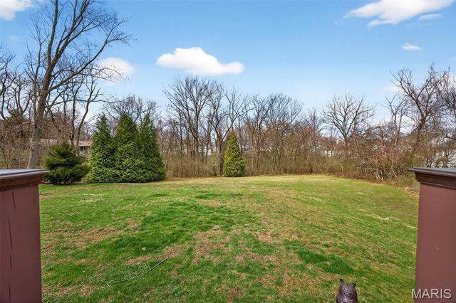 15423 Eaglepass Drive, St Louis, MO 63017