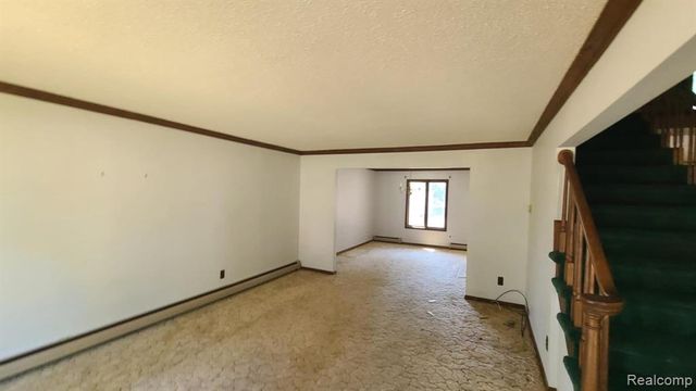 20688 Woodland Street, Harper Woods, MI 48225