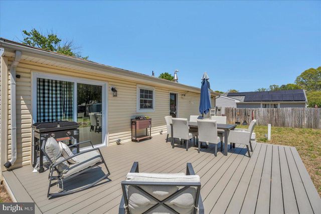 2 DEL SORDO DR, Sicklerville, NJ 08081