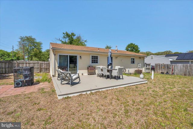 2 DEL SORDO DR, Sicklerville, NJ 08081