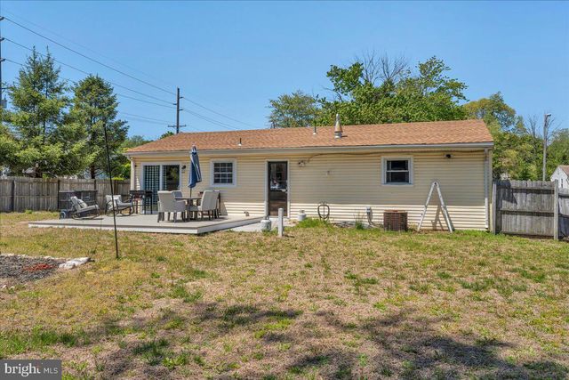 2 DEL SORDO DR, Sicklerville, NJ 08081