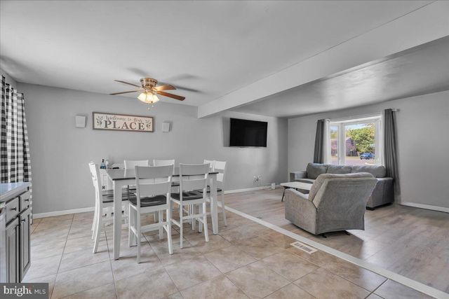 2 DEL SORDO DR, Sicklerville, NJ 08081