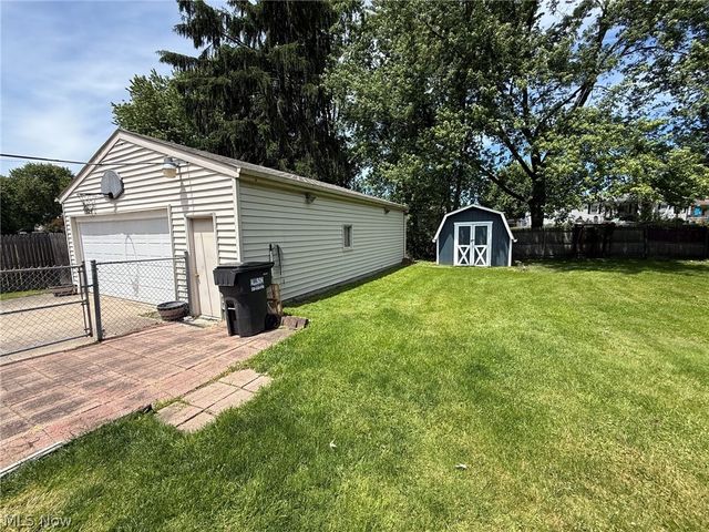 4828 New Road, Austintown, OH 44515