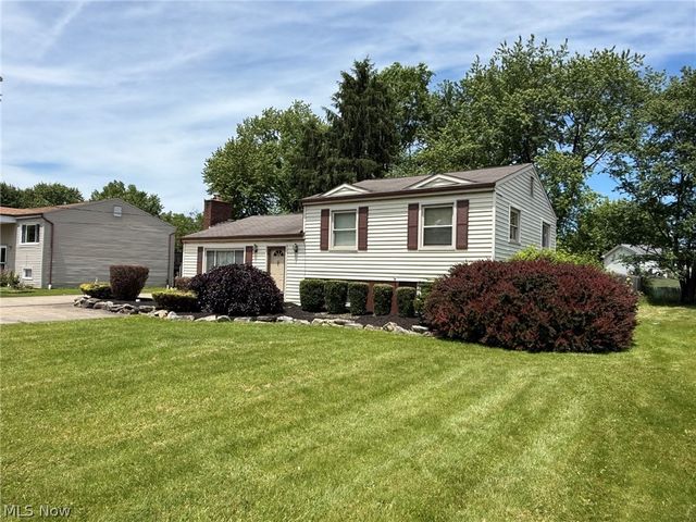 4828 New Road, Austintown, OH 44515