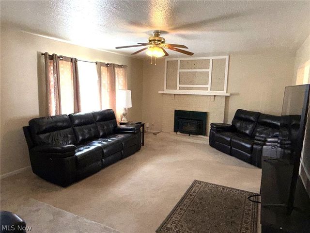 4828 New Road, Austintown, OH 44515