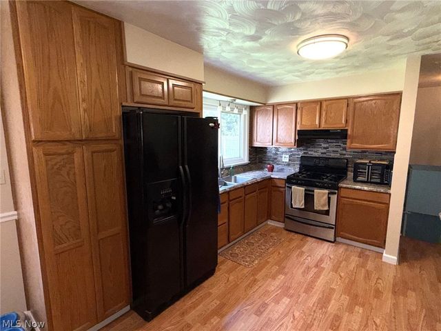 4828 New Road, Austintown, OH 44515