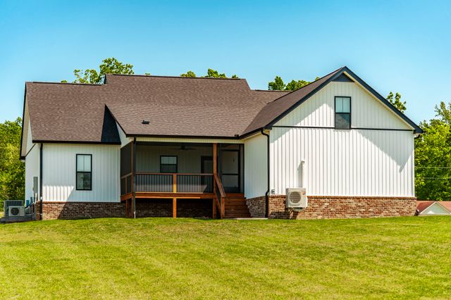 2311 Dobbins Pike, Portland, TN 37148