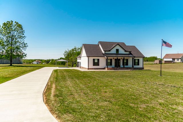 2311 Dobbins Pike, Portland, TN 37148