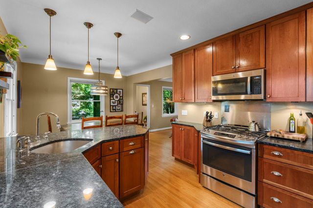 3704 45th Avenue S, Minneapolis, MN 55406