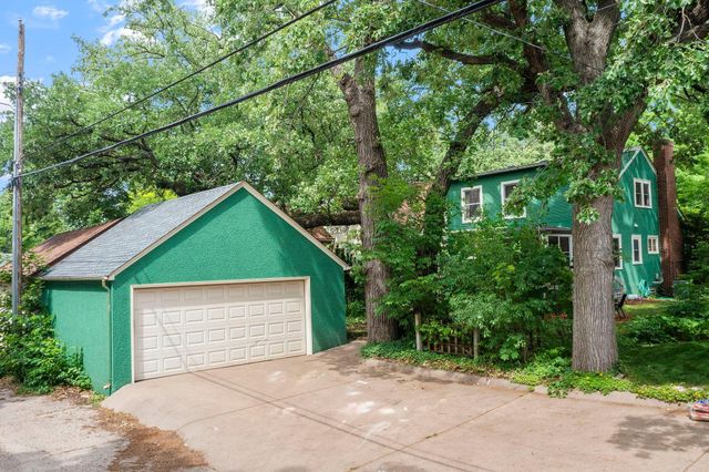3704 45th Avenue S, Minneapolis, MN 55406