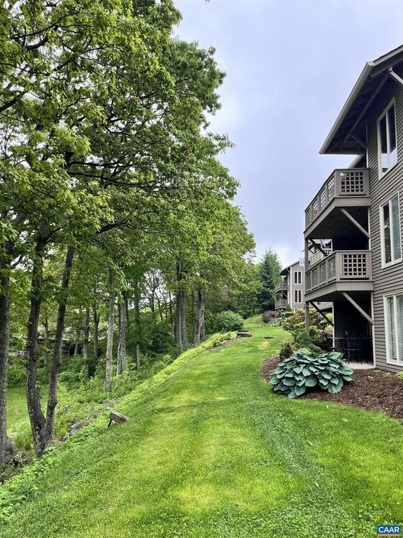 2052 STONE RIDGE CONDOS, Wintergreen, VA 22967
