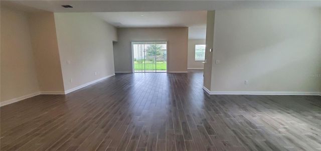 2065 CAMDEN LOOP, Davenport, FL 33837