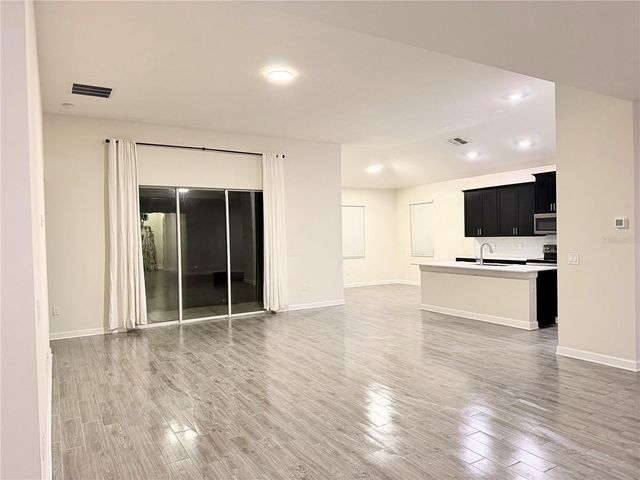 2065 CAMDEN LOOP, Davenport, FL 33837