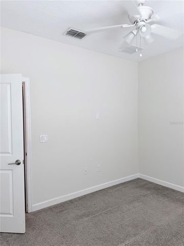 2065 CAMDEN LOOP, Davenport, FL 33837