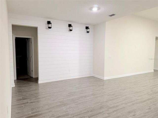 2065 CAMDEN LOOP, Davenport, FL 33837