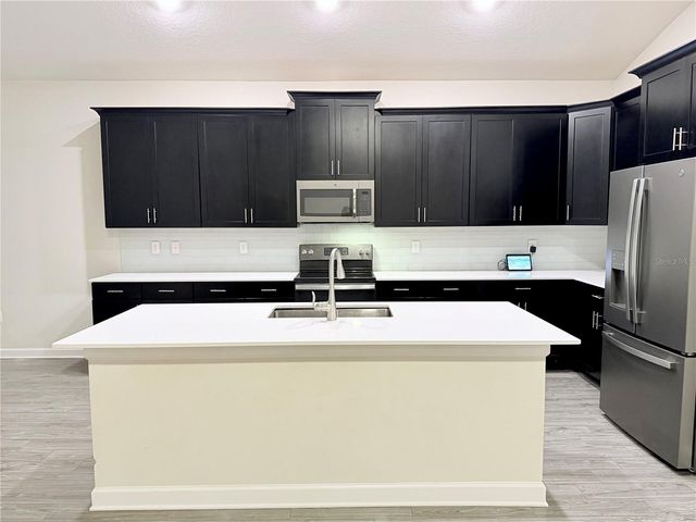 2065 CAMDEN LOOP, Davenport, FL 33837