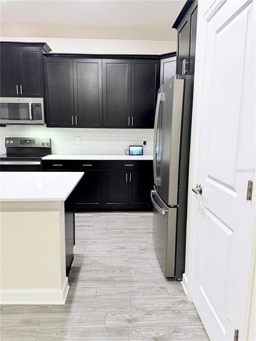 2065 CAMDEN LOOP, Davenport, FL 33837