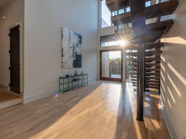 4020 Lealand Ln, Nashville, TN 37204