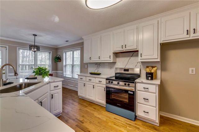 586 Ribbon Lane, Conyers, GA 30094