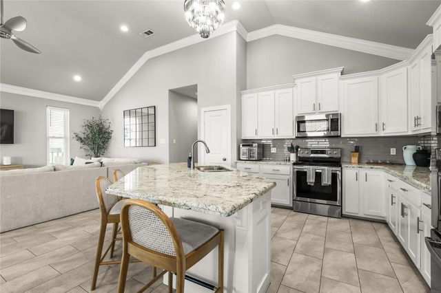 4114 Grayson Drive, Galveston, TX 77554