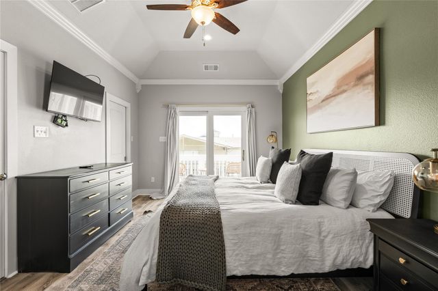 4114 Grayson Drive, Galveston, TX 77554