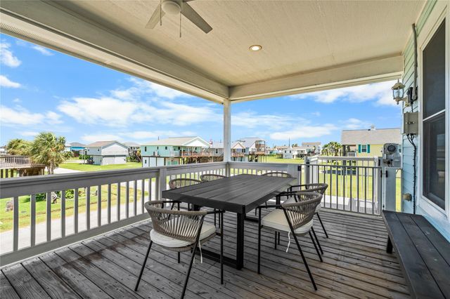 4114 Grayson Drive, Galveston, TX 77554