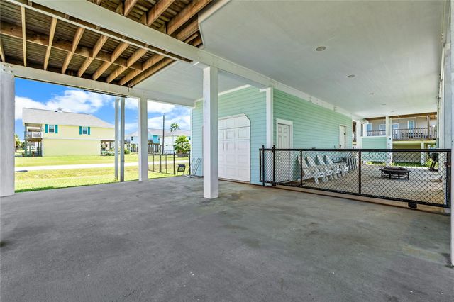 4114 Grayson Drive, Galveston, TX 77554