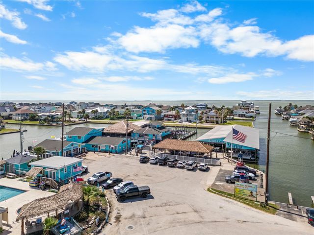 4114 Grayson Drive, Galveston, TX 77554
