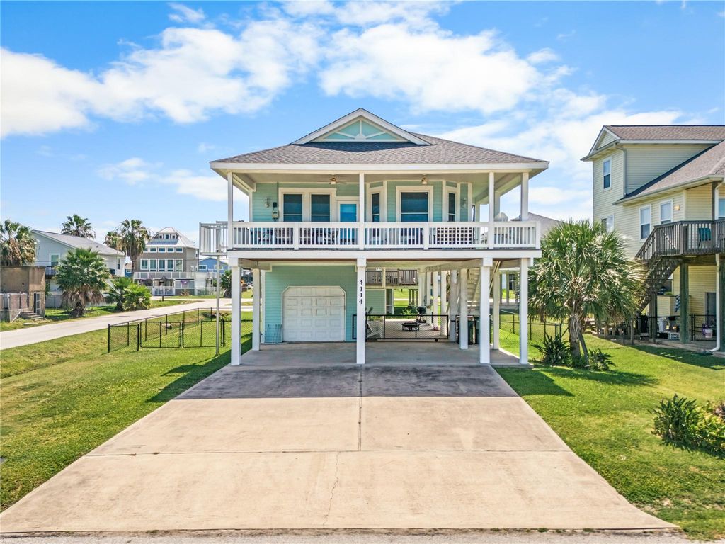 4114 Grayson Drive, Galveston, TX 77554