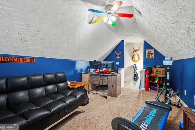 1405 Shiloh Oak Drive, Loganville, GA 30052