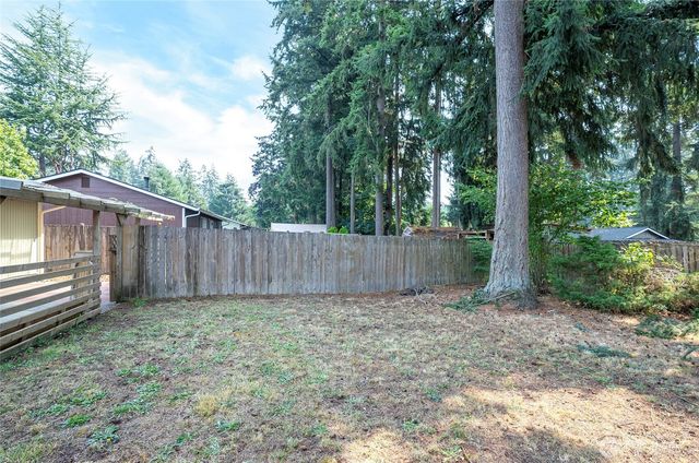 8901 Quinault Loop NE, Olympia, WA 98516