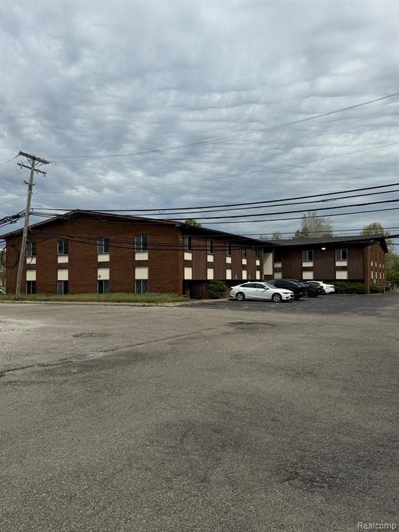 25140 E Lahser Road, Southfield, MI 48033