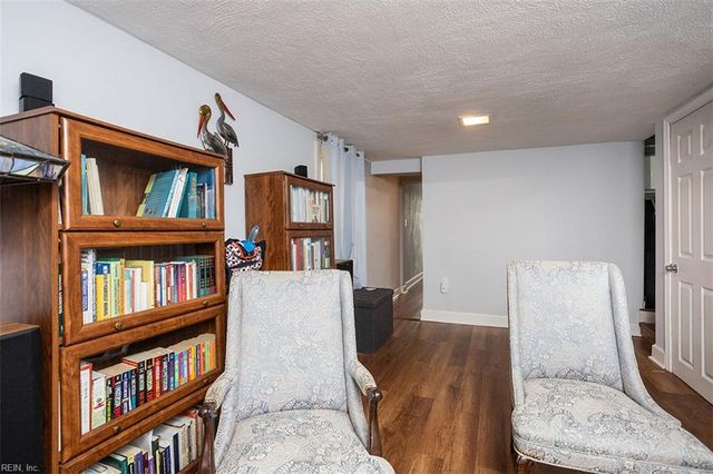 9606 Selby PL, Norfolk, VA 23503