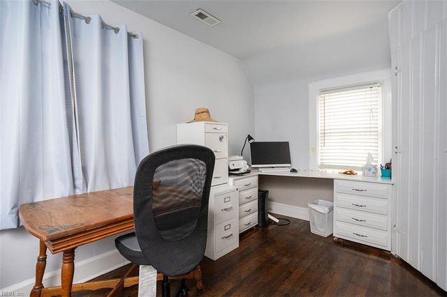 9606 Selby PL, Norfolk, VA 23503
