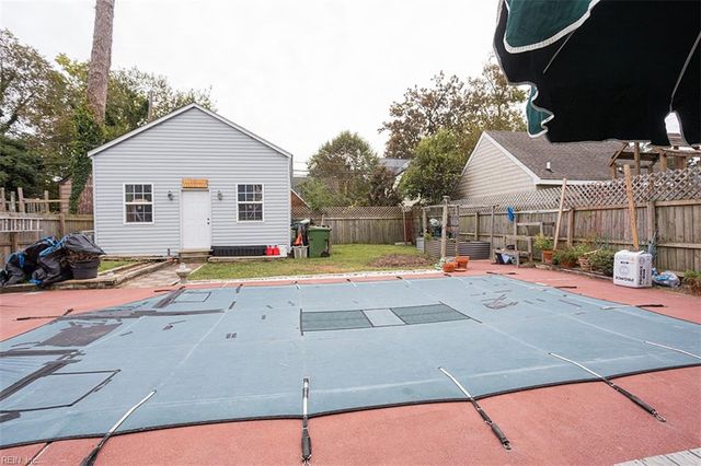 9606 Selby PL, Norfolk, VA 23503