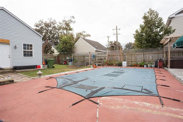 9606 Selby PL, Norfolk, VA 23503