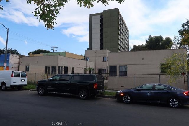 4801 S Central, Los Angeles, CA 90011