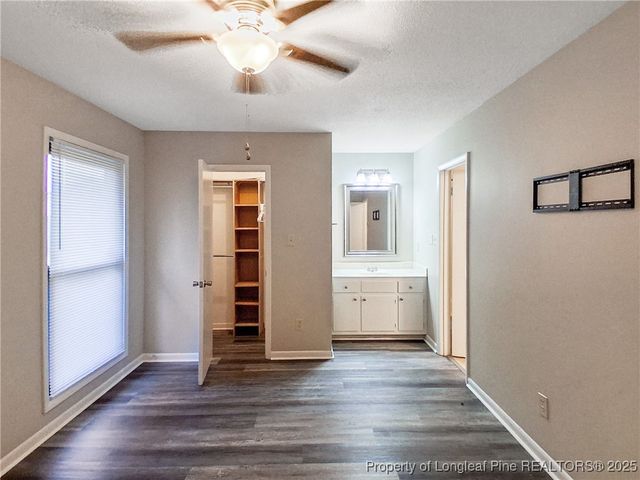 6594 Honeysuckle Drive, Fayetteville, NC 28304