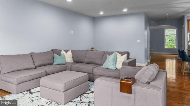132 LIRIOPE PL, Gaithersburg, MD 20878