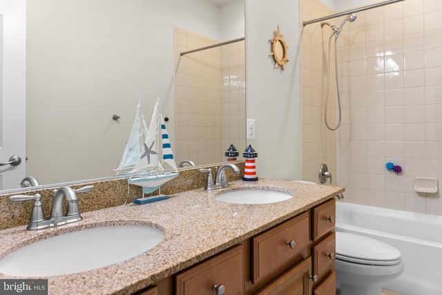 132 LIRIOPE PL, Gaithersburg, MD 20878